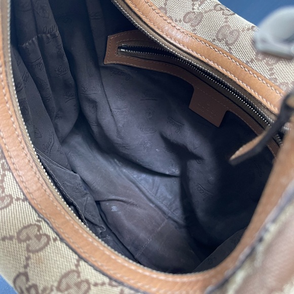 Gucci Monogram Hobo with hood and silver hardware - Picture 12 of 16